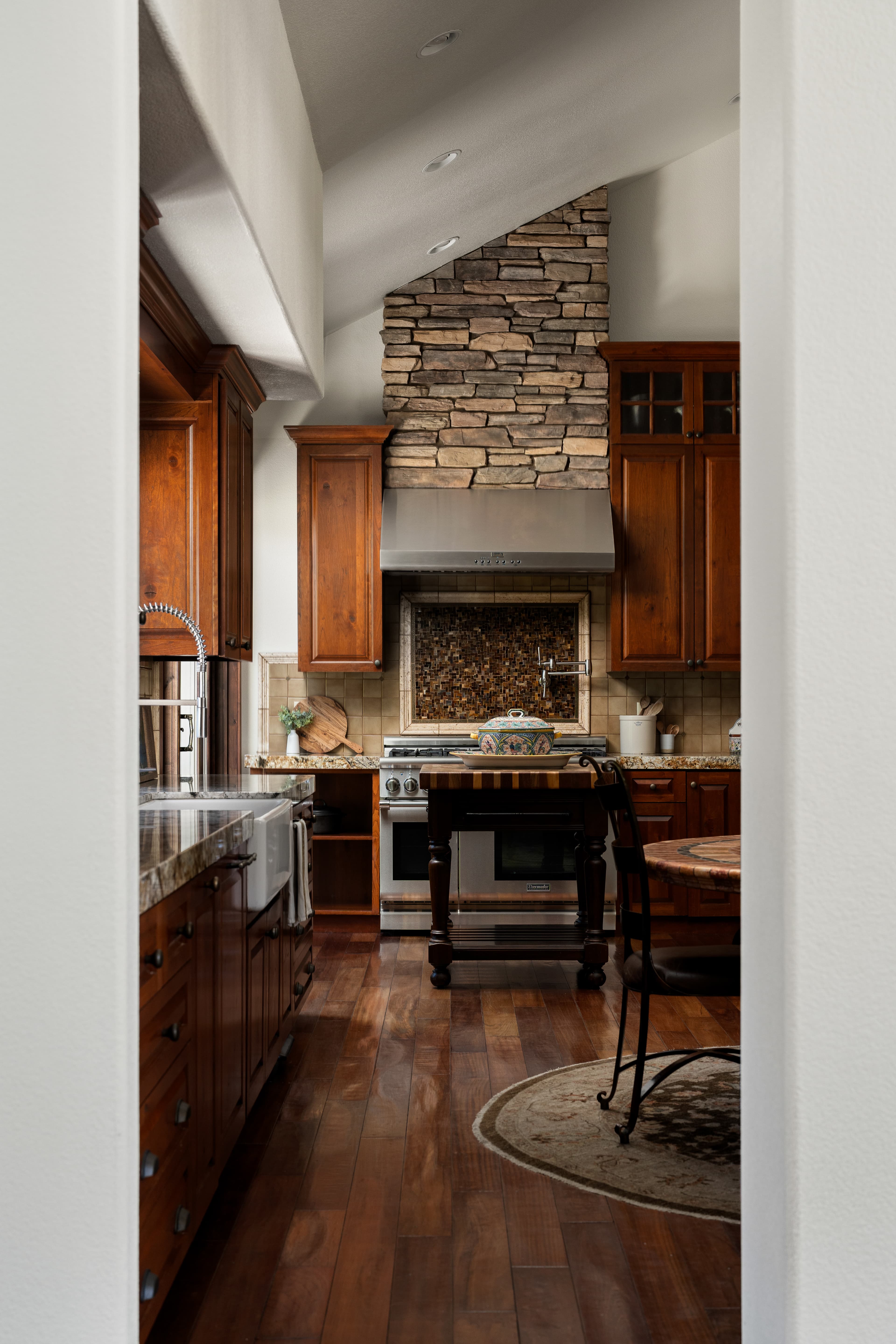 739 Burgundy Lane — Alamo, CA